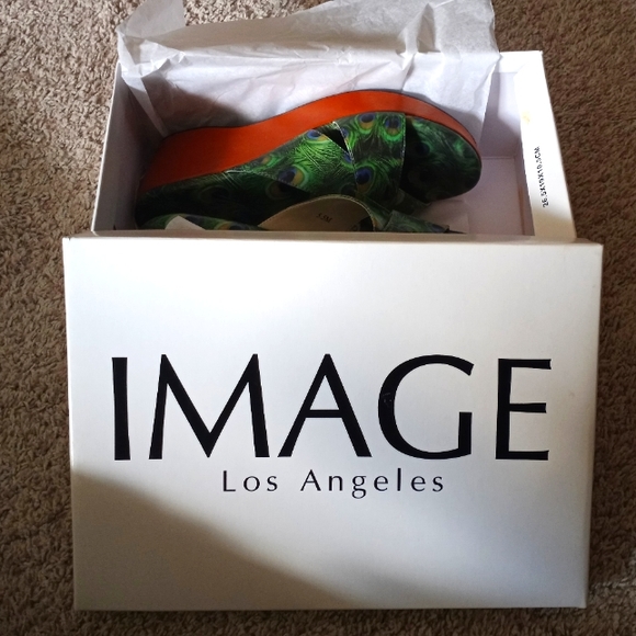 NWT Image Wedge Sandals - Picture 2 of 8